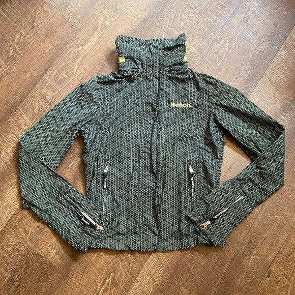 Bench Hidden Hood Windbreaker - Small - Picture 2 of 8